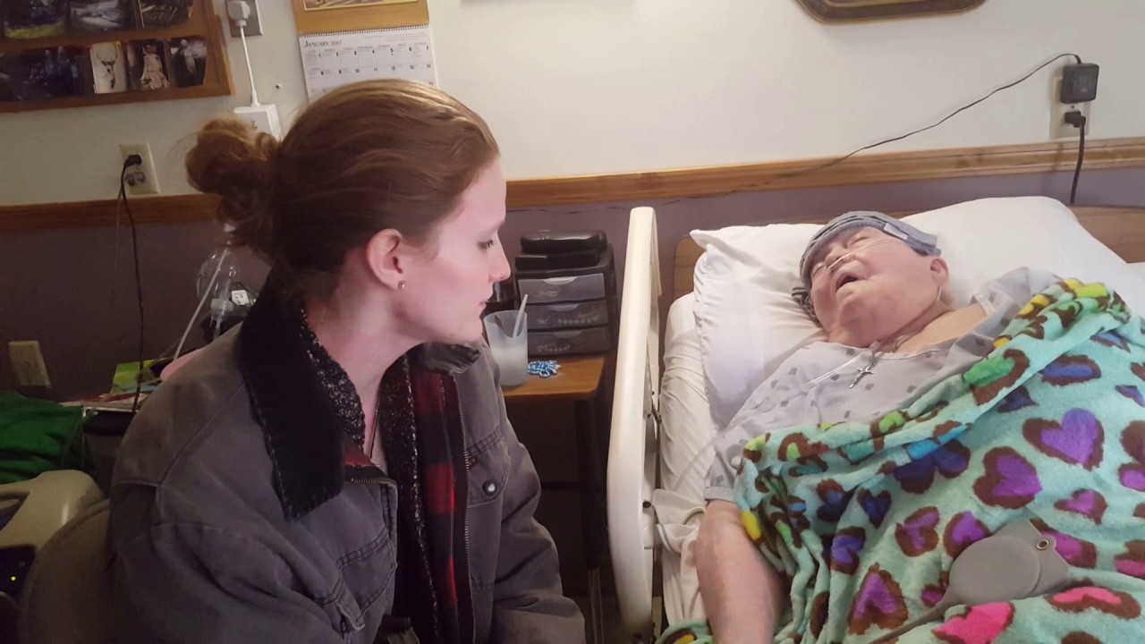 Nurse Aid Isabelle - Compassionately Sings for Patient.