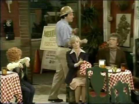 Brady Bunch Variety Hour: Carol picks a fight!