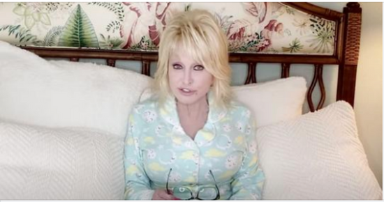 As fire engulfs Pigeon Forge, Dolly Parton asks for prayers