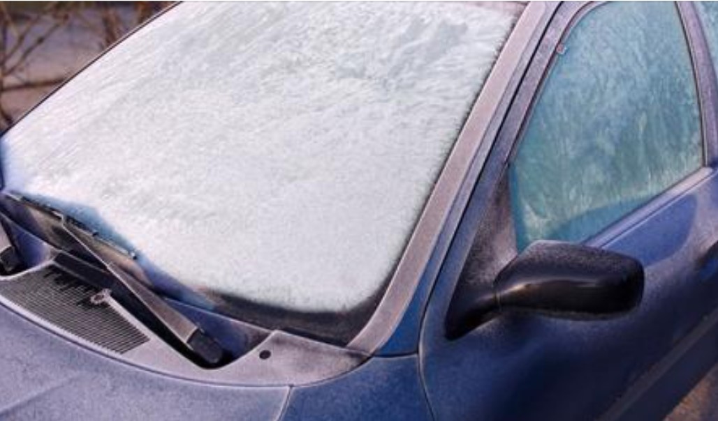 The 12c hack for preventing windscreen frost thanks to kitchen staple