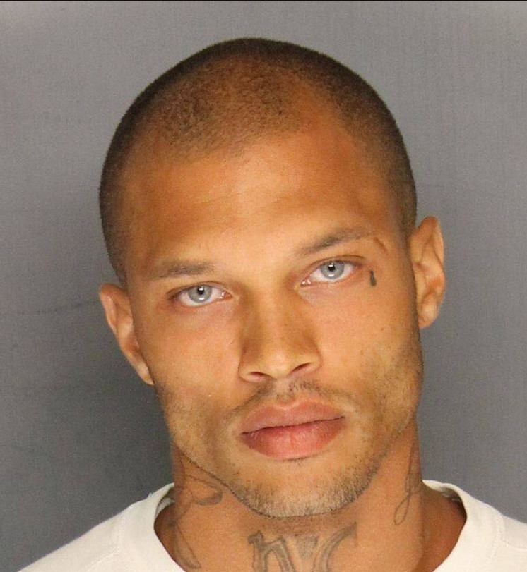 Good-looking Convict’s Picture Goes Viral on Social Media