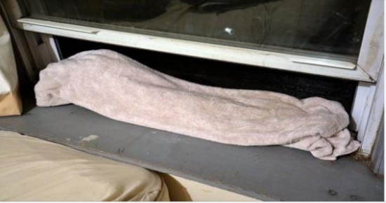 She Puts a Wet Towel on the Window Every Night, You Will do the Same After Reading This 