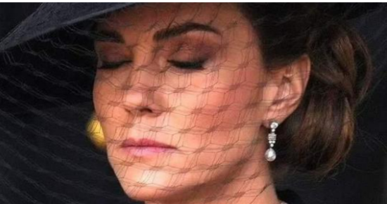 ST, Royal expert shares heartbreaking truth behind latest Kate Middleton picture