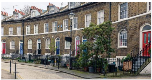 House looks beautiful – but people refuse to buy it because of what they see inside