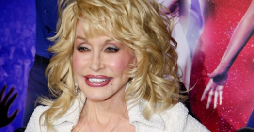 Dolly Parton’s Sister Reveals She ‘Was Up All Night Praying’ After Dolly Delays Shows Over Health Issues